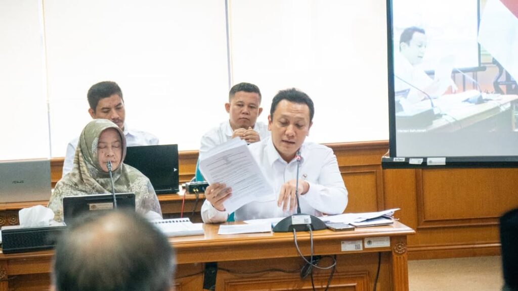 Wakil Menteri Lingkungan Hidup, Diaz Hendropriyono (source: ig@diaz.hendropriyono)